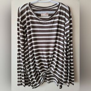 Jackson Rowe XL Khaki Green & Cream Striped Knotted Front Long Sleeve Top